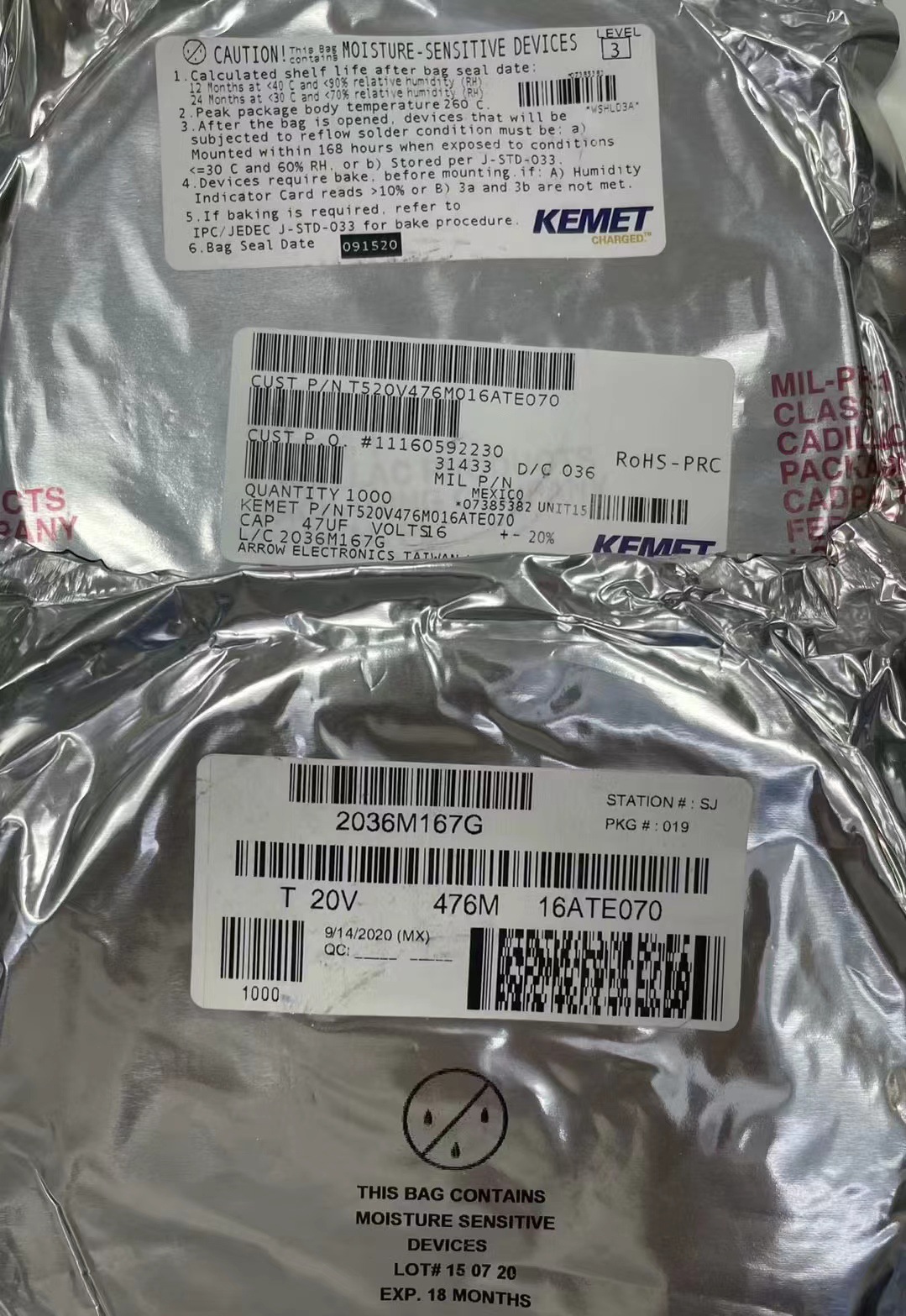 T520V476M016ATE070  47µF 16V  ±20% 模制聚合物钽电容器2917