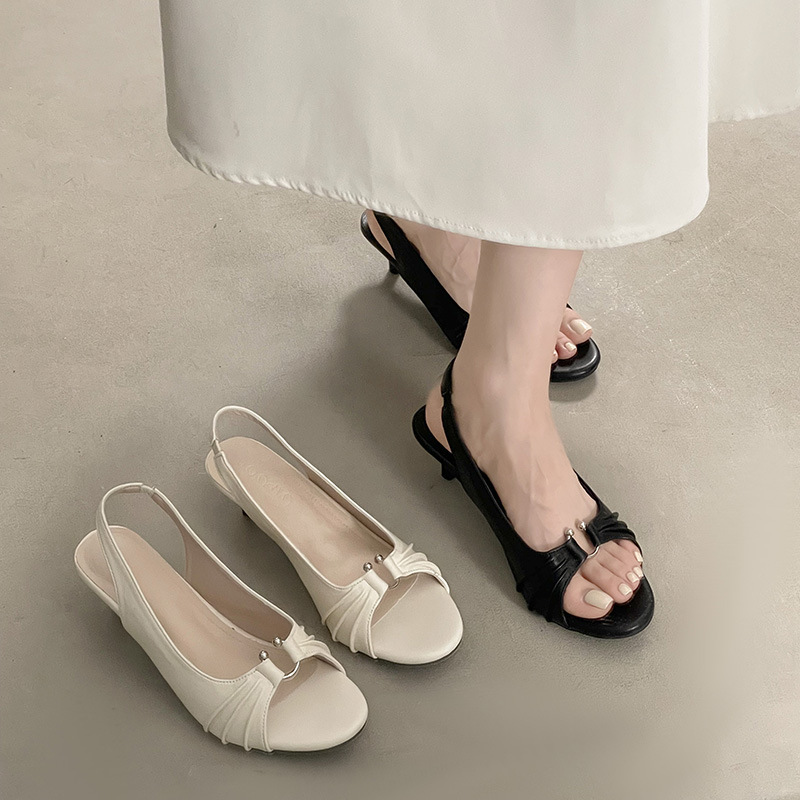 French-style elegant pleated hollow high-heeled sandals, 2026 summer new model, back strap, thin heel, metal buckle, peep-toe sandals French-style elegant pleated hollow high-heeled sandals, 2026 summer new model, back strap, thin heel, metal buckle, peep-toe sandals