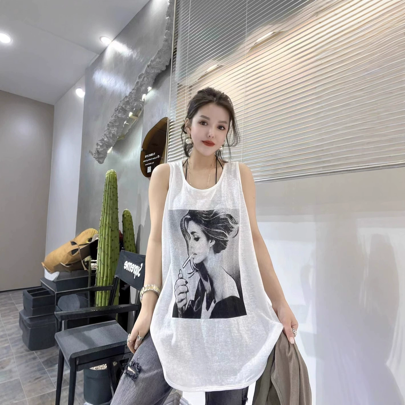 Big summer fashionable T-shirt sleevless, tank top, plus size