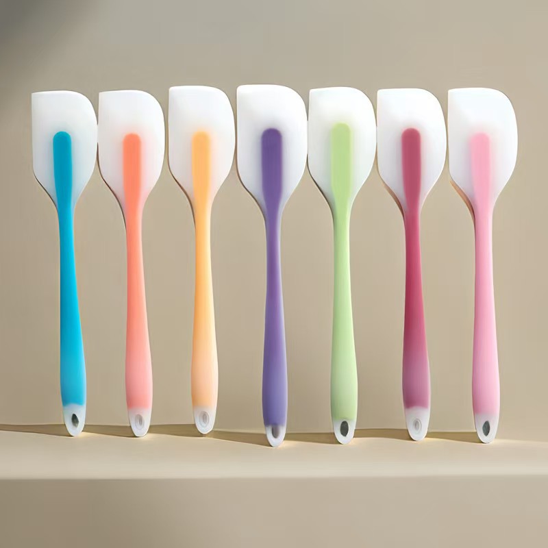 Spot Translucent Silicone Scraper Integrated Baking Tool Cake Cream Spatula Large and Small Silicone Scraper
