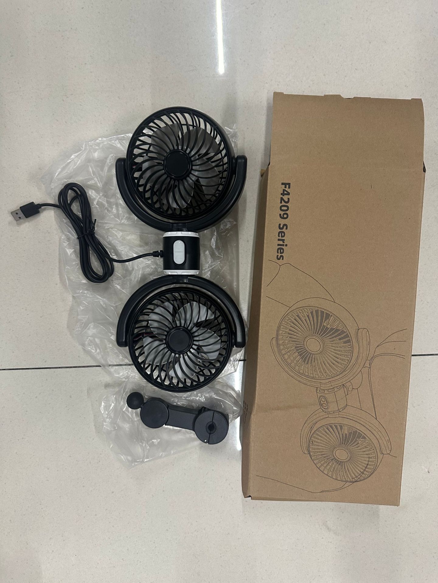 New Car-Mounted Dual-Head Fan Rear Cooling Fan Summer Car Rear Seat Cooling Fan Car USB