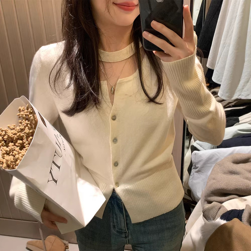 Banana Spring New Design Niche Knit Cardigan for Women, Simple French Style V-Neck Halter Top for Petite Figures Banana Spring New Design Niche Knit Cardigan for Women, Simple French Style V-Neck Halter Top for Petite Figures