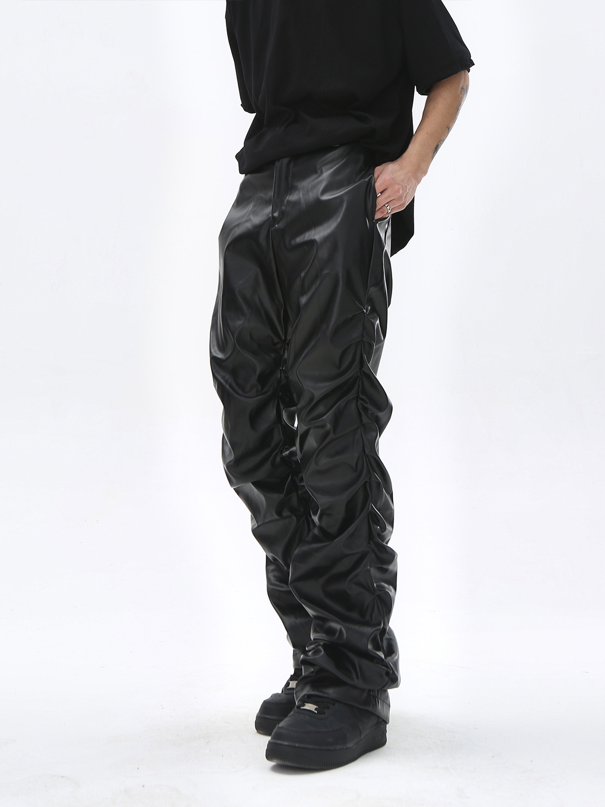 Pantalon en cuir PU d'inspiration punk pour homme - Coupe skinny style moto avec plis subtils, pantalon long slim taille haute (noir, S-XL)_voghion.com