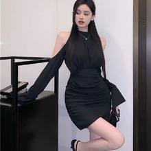 高级感长袖小众黑色24款短裙子辣妹纯欲气质收腰包臀连衣裙女春冬