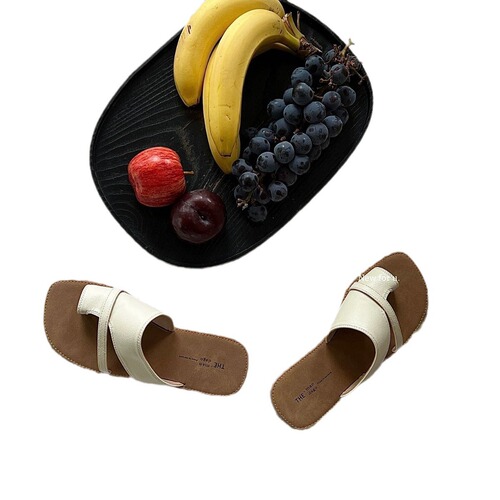 Chic Retro Toe Post Sandals for Women, Summer Outerwear, 2024 New Arrival, Genuine Leather, Niche Flat Soft Sole Beach Slides