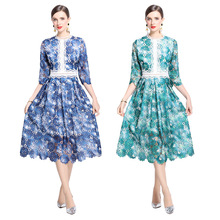 实拍原创跨境外贸中长袖感时尚显瘦镂空水溶蕾丝定位中长款连衣裙