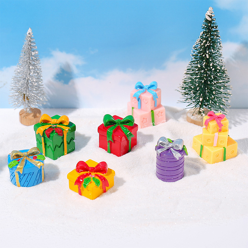 DIY simulation Christmas resin gift box micro landscape color gift box decoration handmade jewelry doll house