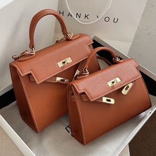 �羳bagsС�����¿�߼��������Ů���s�μ���r�аٴ�б��P���