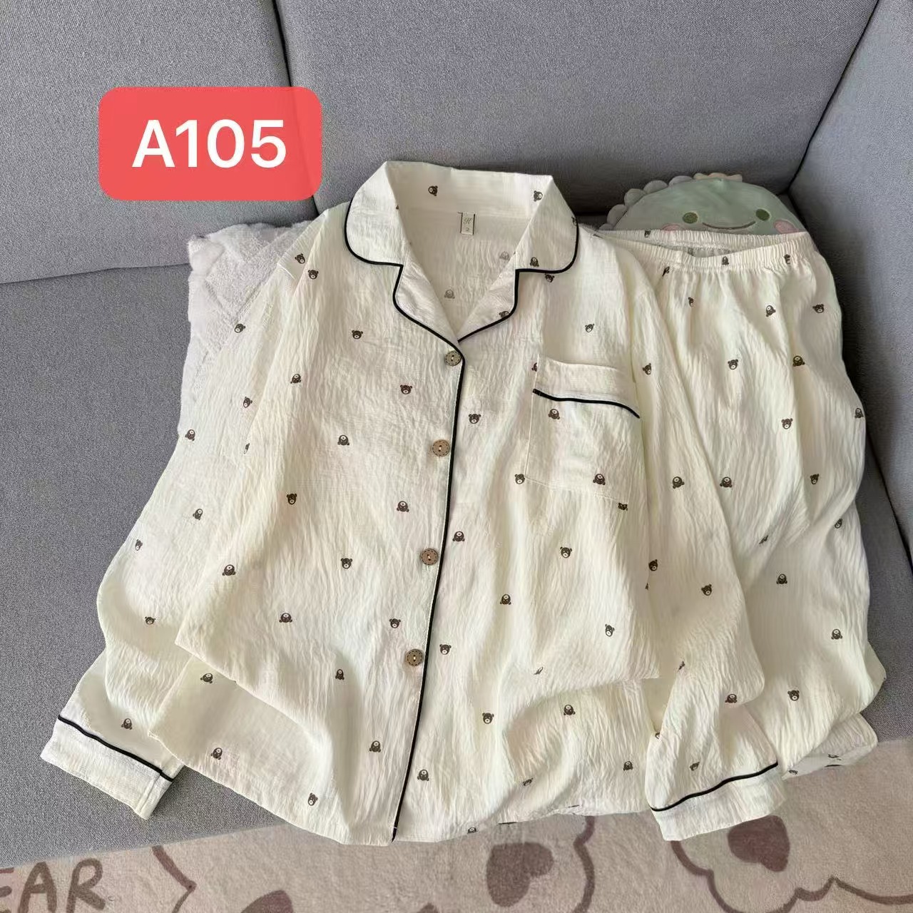 Algodón nublado al por mayor transfronterizo nuevo pijama de niña pantalones de manga larga delgados dulces dibujos animados impresión de ropa para el hogar set