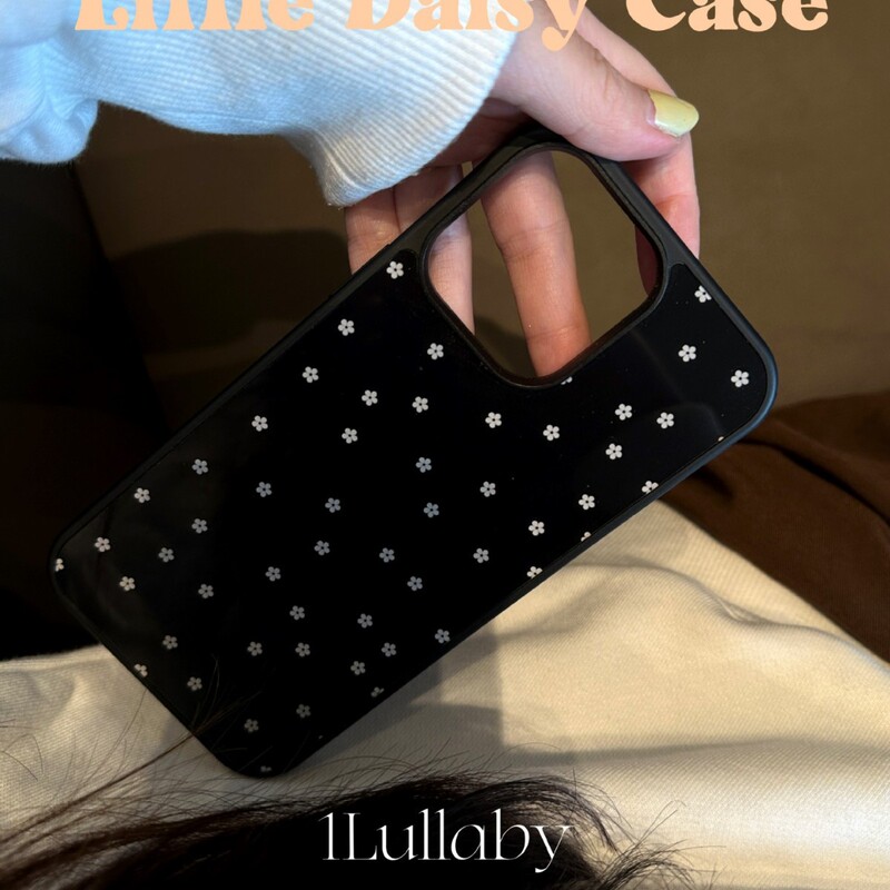 1Lullaby Simple Black and White French Daisy Niche Floral Gentle Ins Style All-Match Phone Case Suitable