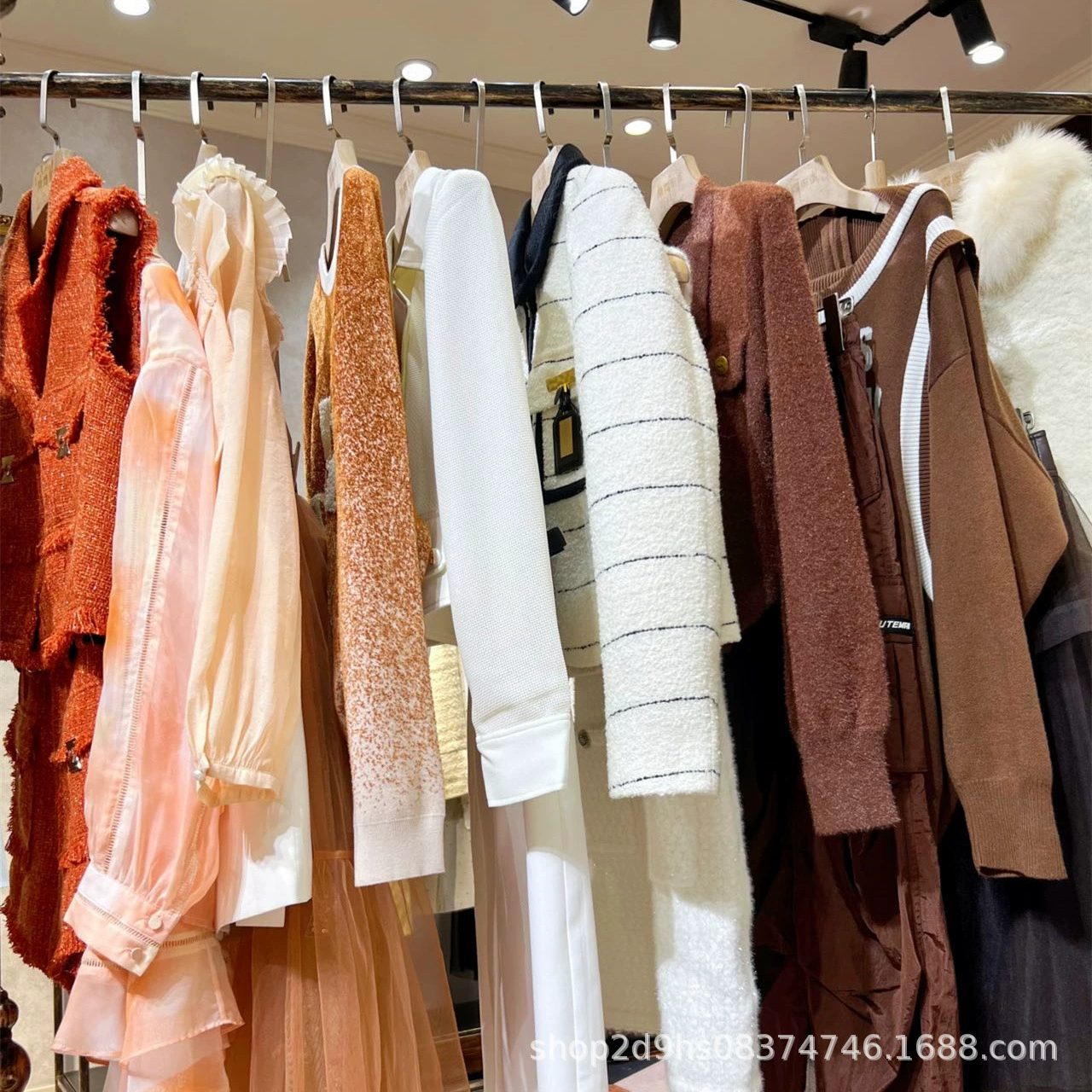 Женские пуховики Yimiao осень-зима, высококачественные брендовые, распродажа, оптом со склада, первые руки.