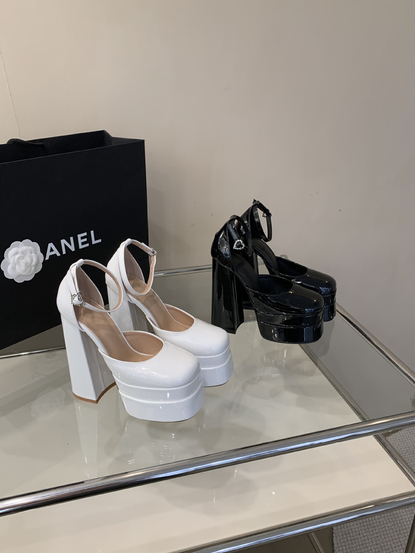 Sandal cao gót nữ mũi vuông quai ngang khóa kim cương gót 14 cm — Màu đen chi tiết 10