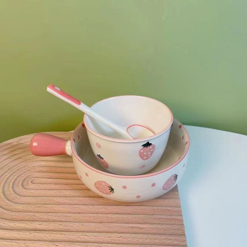 電子レンジ対応皿とボウル 北欧風皿ハンドル イチゴ手描きハンドル 陶器食器 グリルパン 蒸し卵ボウル なし|undefined