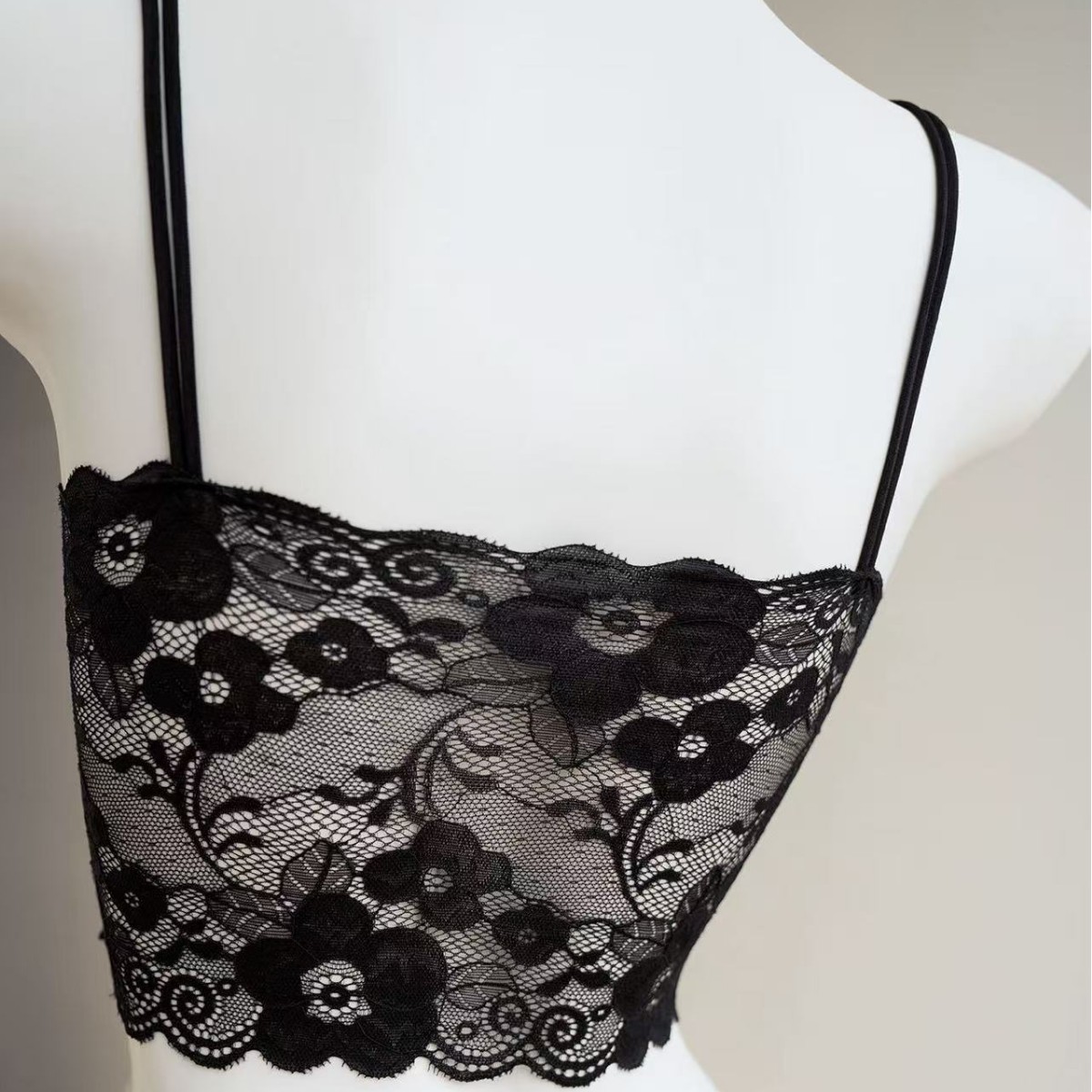 Cross-border coreano chica envuelta en pecho de encaje de tamaño grande bra sin anillo de acero ropa interior de mujer chaleco de cinturón universal