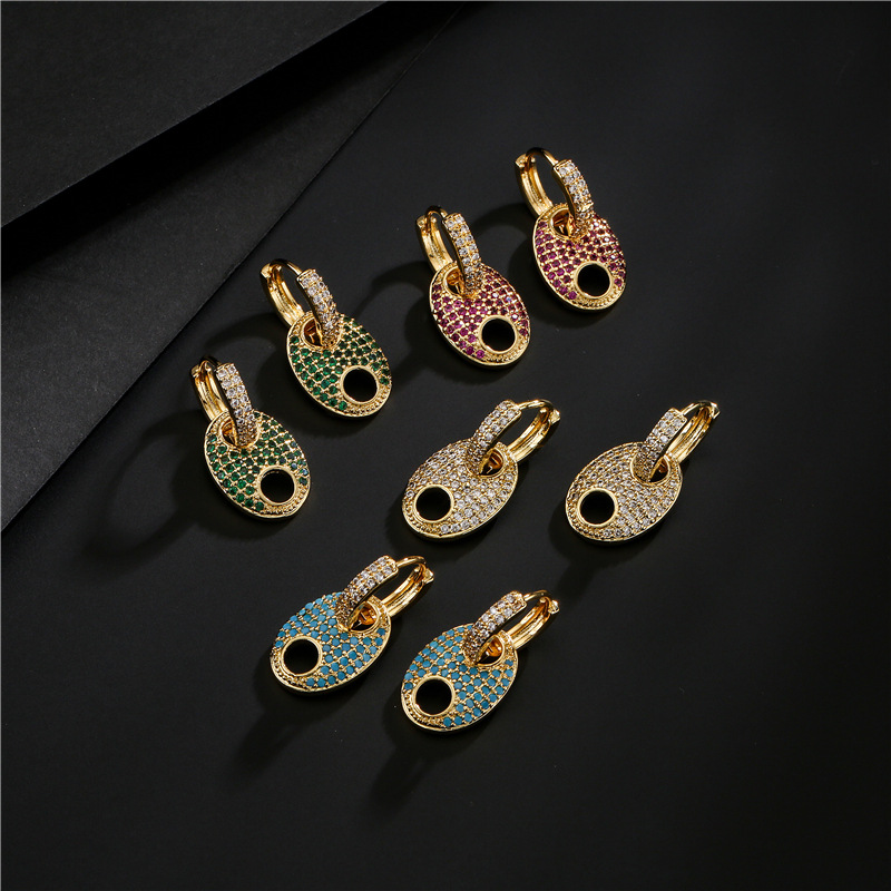 Retro Electroplated Copper Micro-inlaid Zircon Earrings display picture 1