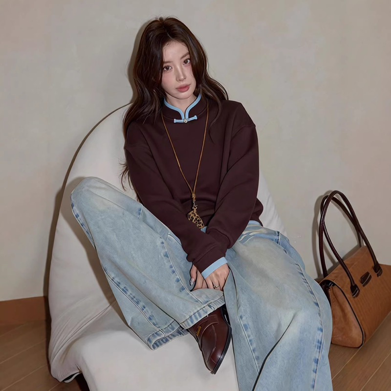 New Chinese-Style Coffee-Colored Fleece Sweatshirt, Very Stylish, Understated, Intellectual, Old Money Style, Loose Fit, Warm, High-Quality Top for Winter
