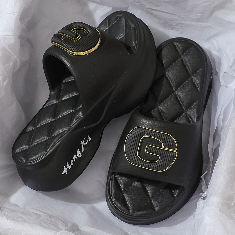 Zapatillas de mujer 2023 nueva moda desgaste al aire libre mayor grueso fondo antideslizante interior casa zapatillas de trabajo de las mujeres Invierno