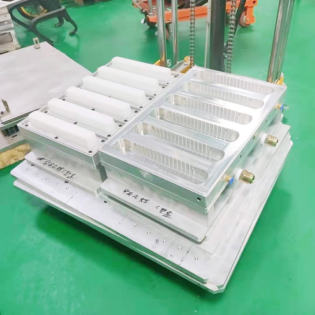 源头工厂吸塑铝模模具正负压热成型塑料盒食品包装日用品分盒批发