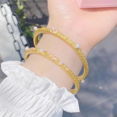Shili Hongzhuang シリーズの新しい鯉蓮ブレスレット女性用レトロレリーフエナメルパールソリッドブレスレット母親用