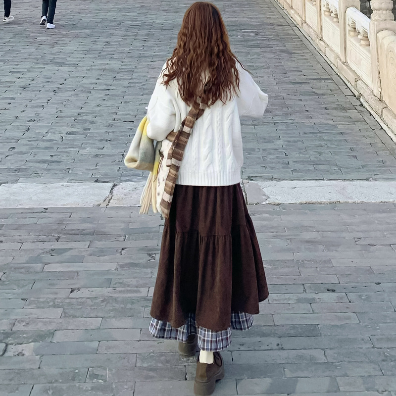 Brown Plaid Skirt for Women in Autumn and Winter New Double-Layer Splicing Retro Cake Skirt Corduroy Slimming Look A-Line Umbrella Skirt