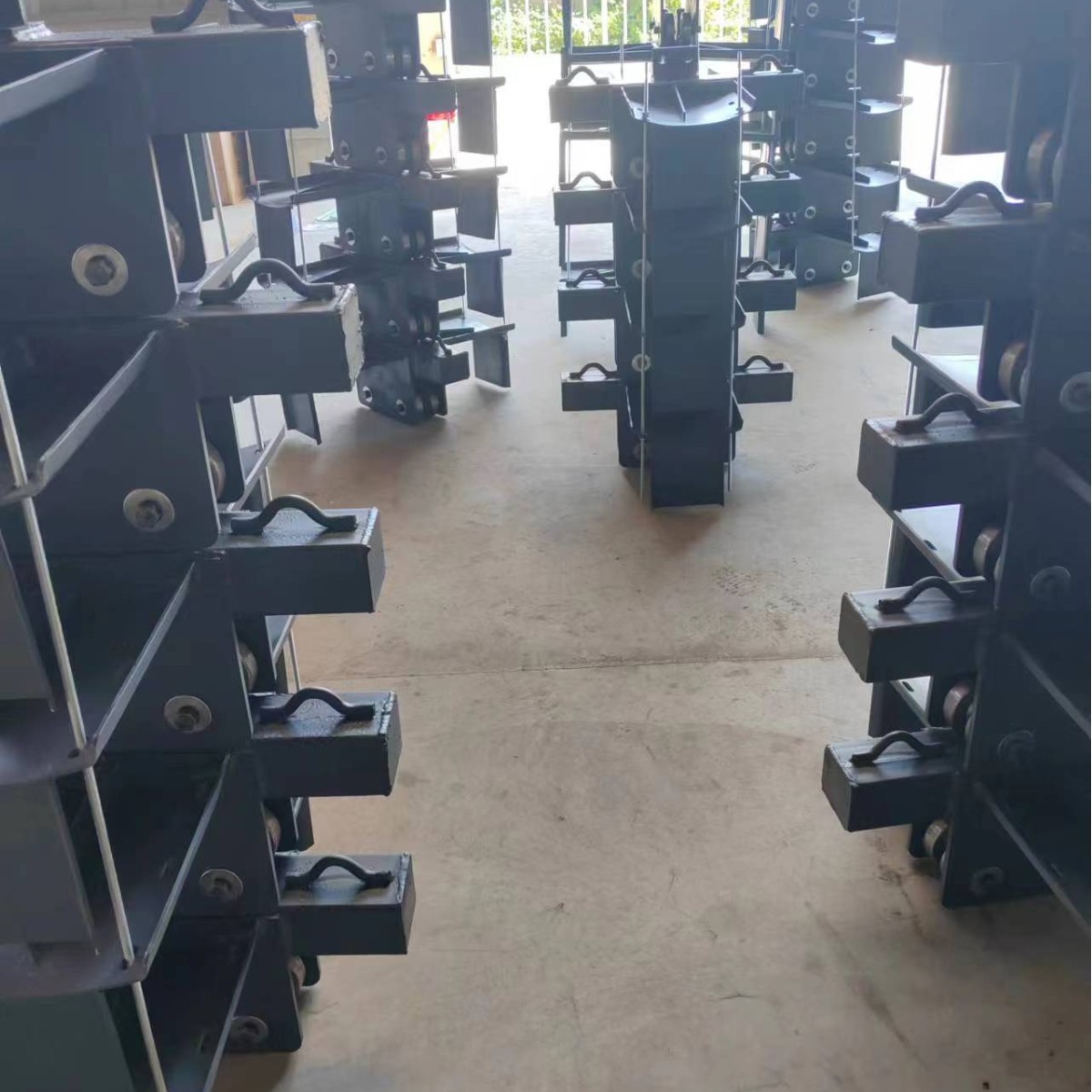 Equipo de transporte ferroviario precio razonable proveedor de cable minero envío grúa monorril