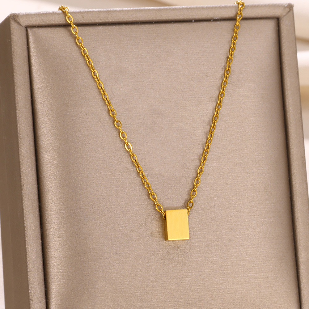 Joyería Al Por Mayor Dulce Estilo Simple Forma De Corazón Nudo De Lazo Acero Inoxidable 304 Cobre Collar Colgante Cadena Portacables display picture 9