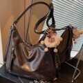 Commuting Retro New Fashion Tote Bag for Women, Versatile Casual Personality Korean Style Ins Large Capacity Crossbody Bag Commuting Retro New Fashion Tote Bag for Women, Versatile Casual Personality Korean Style Ins Large Capacity Crossbody Bag