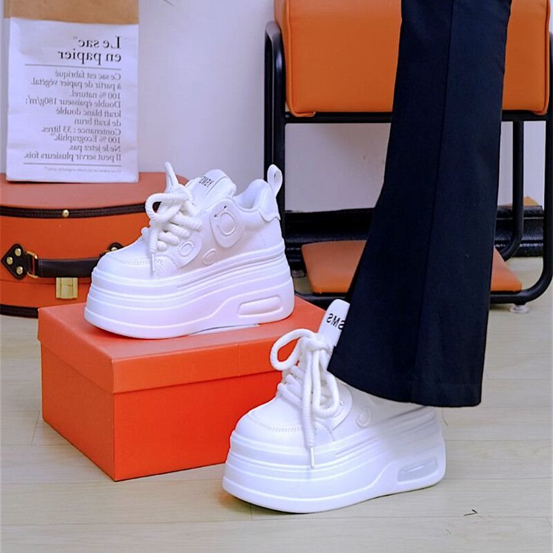 Platform Thick-Soled Height-Increasing White Sneakers for Women, Versatile 2025 Summer New Style, Height-Increasing Sports Shoes for Petite Women, Cosplay Sneakers