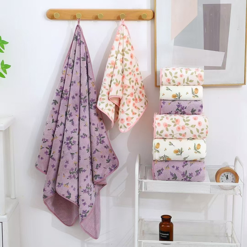 Small Floral Series Bath Towels, Extra Large, Super Thick, Soft, Absorbent, Suitable for Home Use, Gifts, Commercial Use, Multi-Purpose Coral Fleece Shower Cap Towel