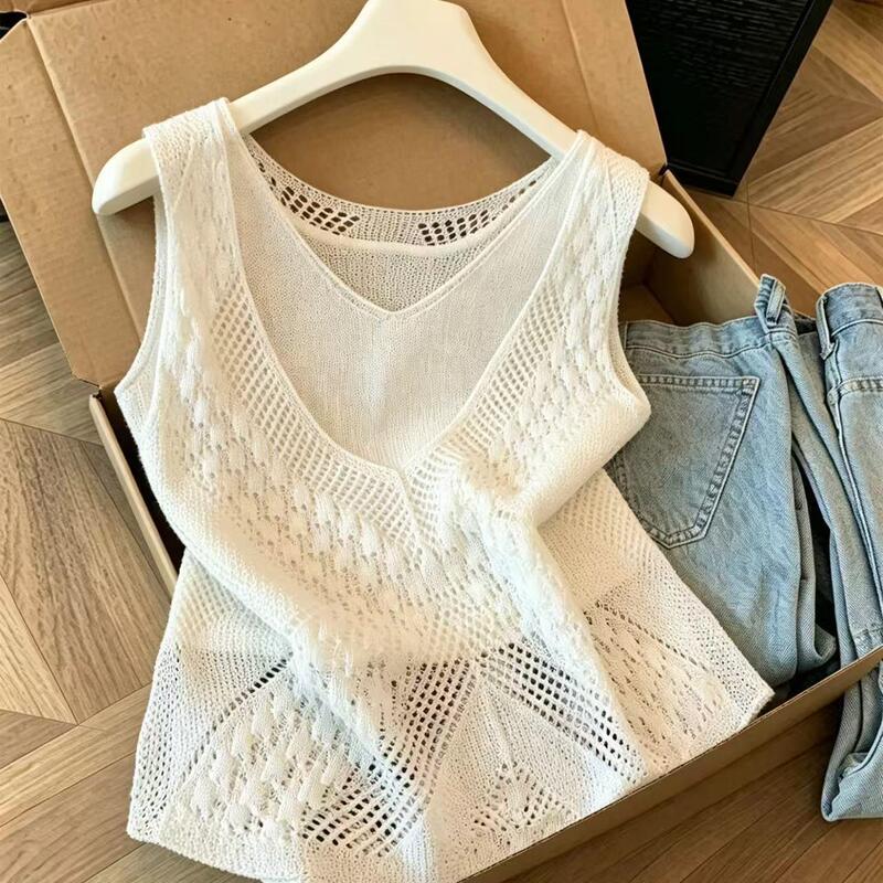 Recommended for Personal Collection~ Hollow-Out Faux Two-Piece Knitted Vest for Women, New Summer Style, Gentle Style V-Neck Sleeveless Top Recommended for Personal Collection~ Hollow-Out Faux Two-Piece Knitted Vest for Women, New Summer Style, Gentle Style V-Neck Sleeveless Top