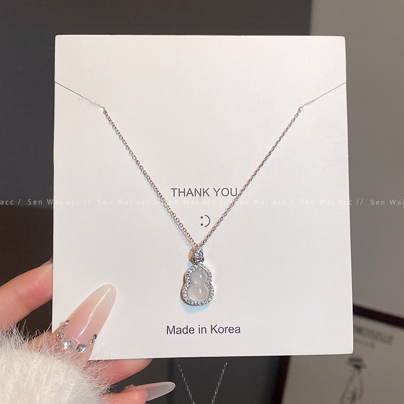 2026 New Model Ice-Clear Gourd Necklace for Women, Light Luxury Niche Style, High-End Clavicle Chain, Fashionable Versatile Accessory