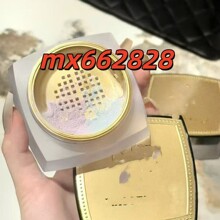 �������Që���p���۷����ɫ����־�͸�����y��