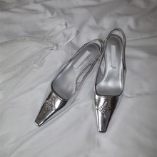 �F؛~���^�yɫ�߸�ЬŮ2026�괺���¿�͹ż��߸���ʽ�\�چ�ЬŮ