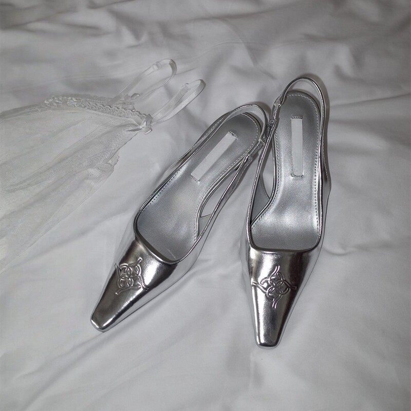 In Stock~Pointed-Toe Silver High-Heeled Shoes for Women, 2026 Spring/Summer New Vintage Style, French-Style Shallow Mouth Single Shoes for Women