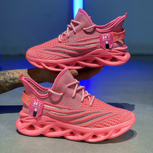 代理一件代发潮流透气网面飞织运动鞋学生休闲跑步鞋一脚蹬男鞋子