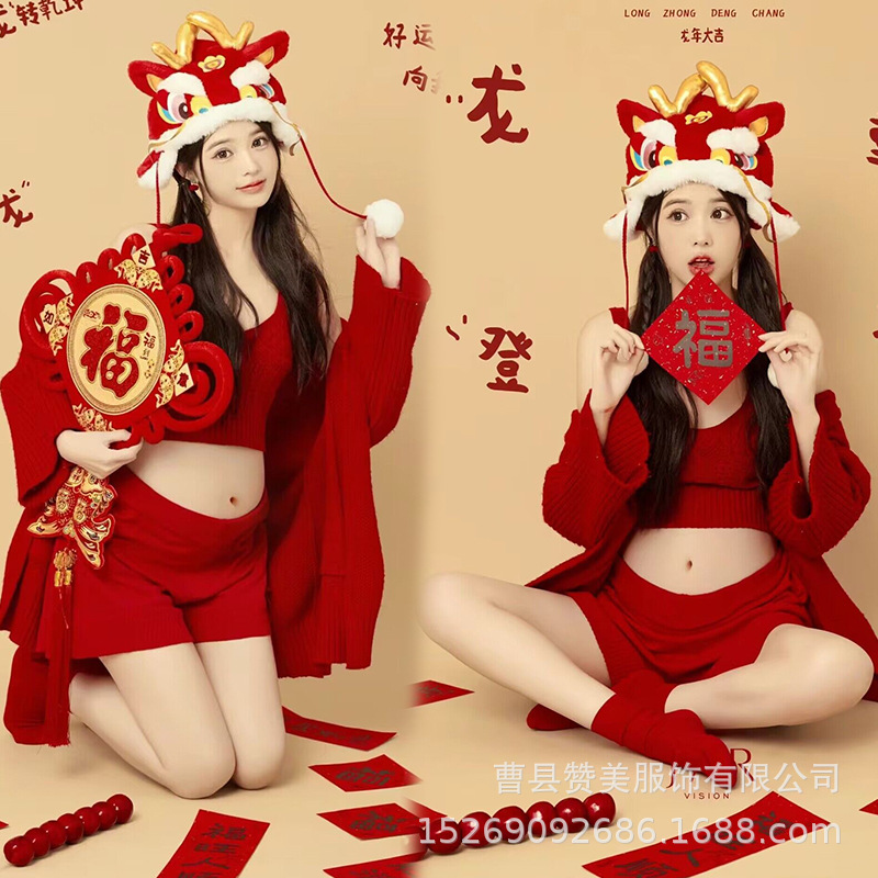 집에서 사진 스튜디오 새 크리스마스 새해 스웨터 분위기 실내 초상화 큰 배 임신 한 엄마 사진 촬영 초상화 의류