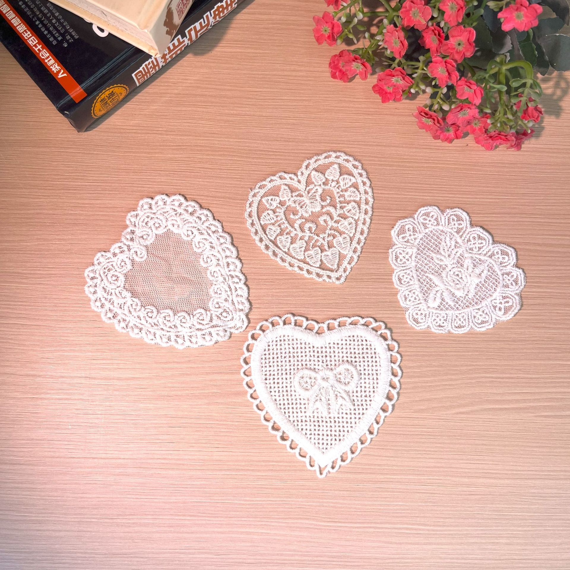 水溶刺绣花边服装辅料棉线桃心镂空蕾丝花边心型补丁爱心贴宽花边