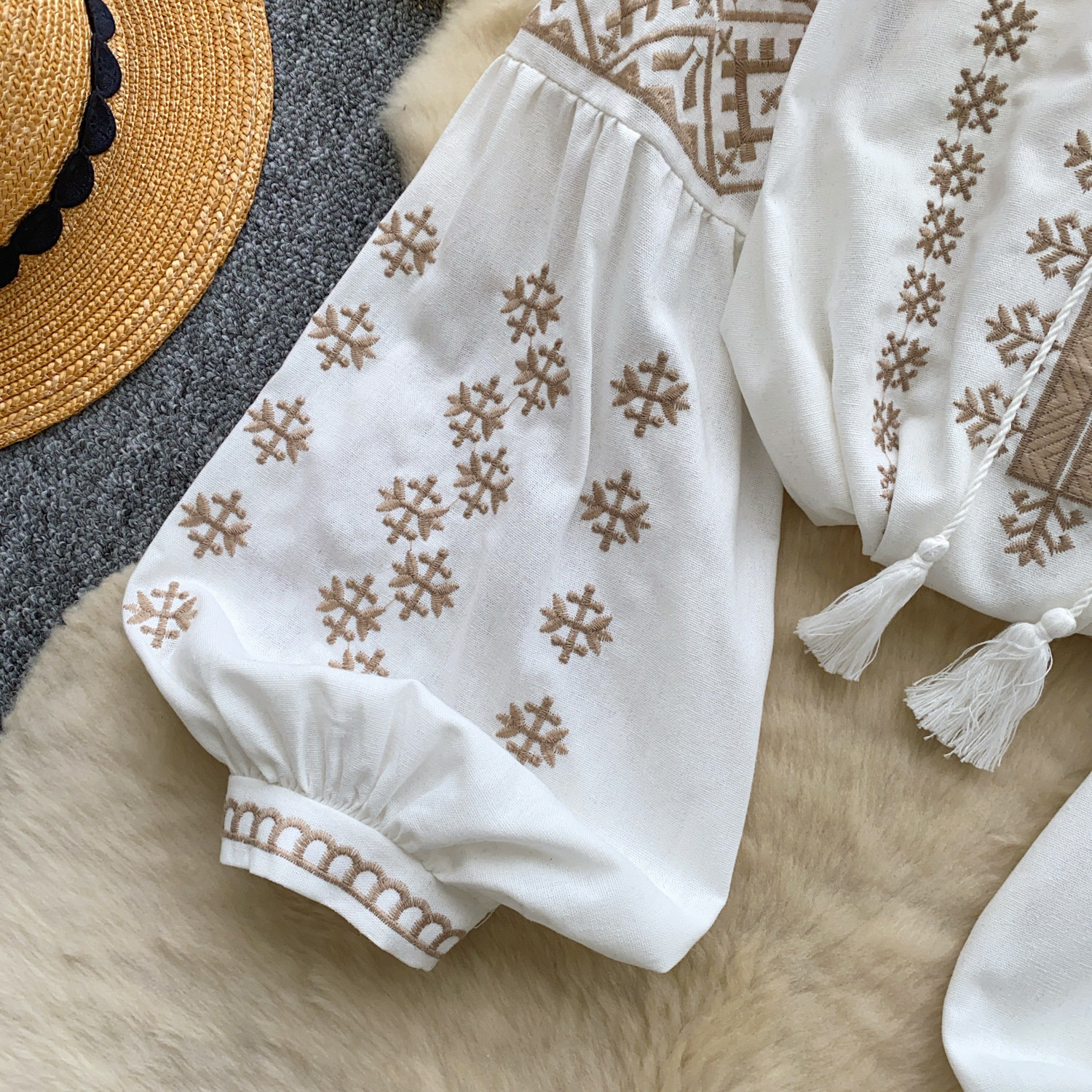 Women's Retro Embroidered Ethnic Style Shirt Skin Friendly Breathable Loose Fit Slimming Tie Waist Lantern Sleeves Long Sleeves Commuter Top_ecoleips.com