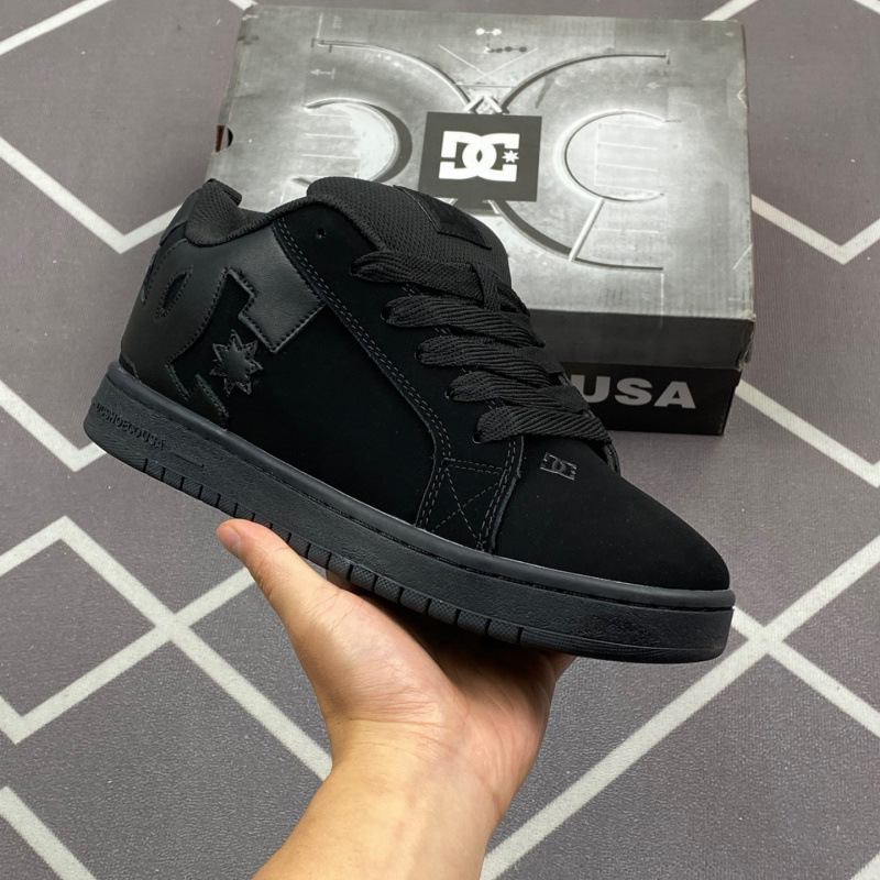 Zapatillas DC Shoes transfronterizas para hombres y mujeres, estilo europeo y americano, zapatos deportivos casuales de gran tamaño de comercio exterior, zapatos anchos de moda de cuero para viajeros