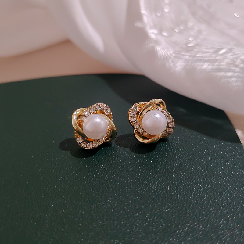 S925 Silver Needle Rose Golden Pearl Ear display picture 6