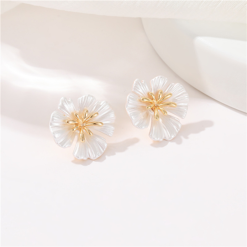 1 Pair Simple Style Flower Inlay Copper Rhinestones Ear Studs display picture 2