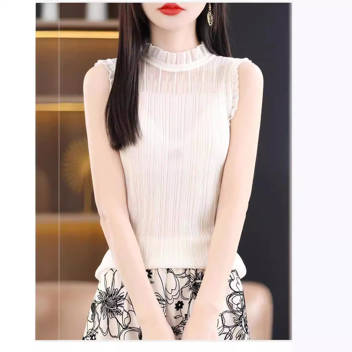 2023 new vest bottoming shirt Women's loose slimming Western style inner wooden ear sleeveless lace bottoming shirt