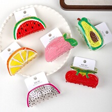 �߼��п��bˮ��ץ�A�r�����L�T�f�l�A��Ů�l����Ͱ����X�����~�A