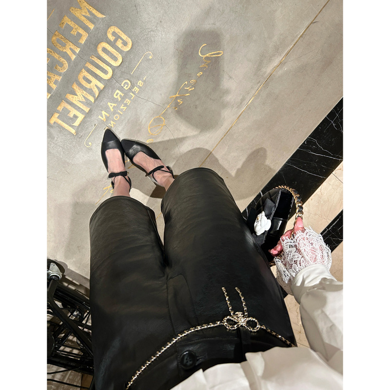 Good Morning Fan Fan "The King of Matching!! !Five-Point Leather Pants" High-Quality Crisp Pu Leather Mid-Pants Slimming Look Straight Pants