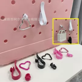 其他箱包配件;包挂件;女士手提包