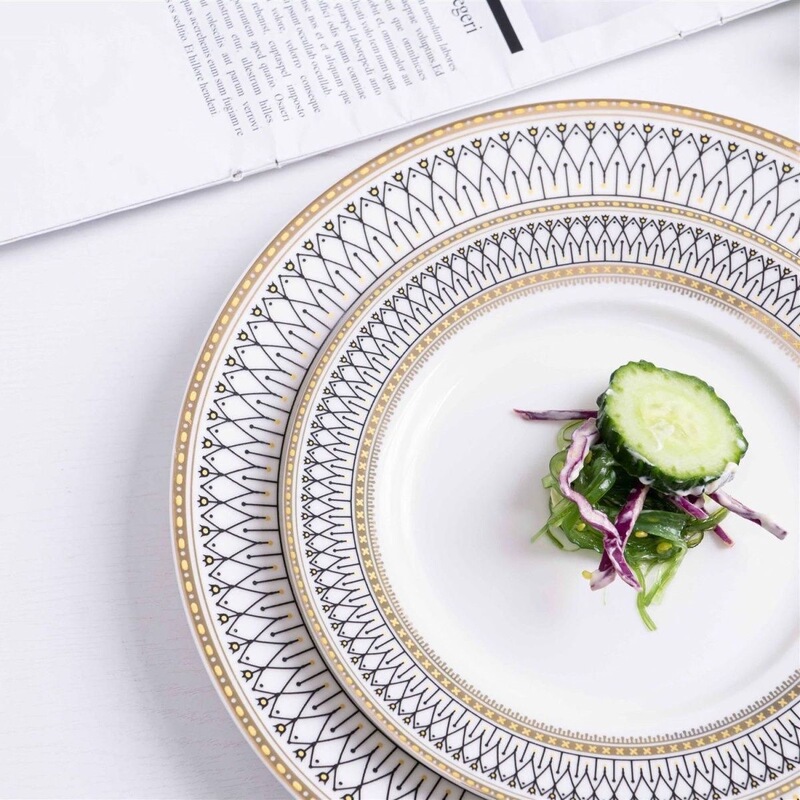 Set of European-style Western dinner plates, steak plates, gold-rimmed hotel tableware, ceramic tableware with rice bowls, cups, and saucers Set of European-style Western dinner plates, steak plates, gold-rimmed hotel tableware, ceramic tableware with rice bowls, cups, and saucers