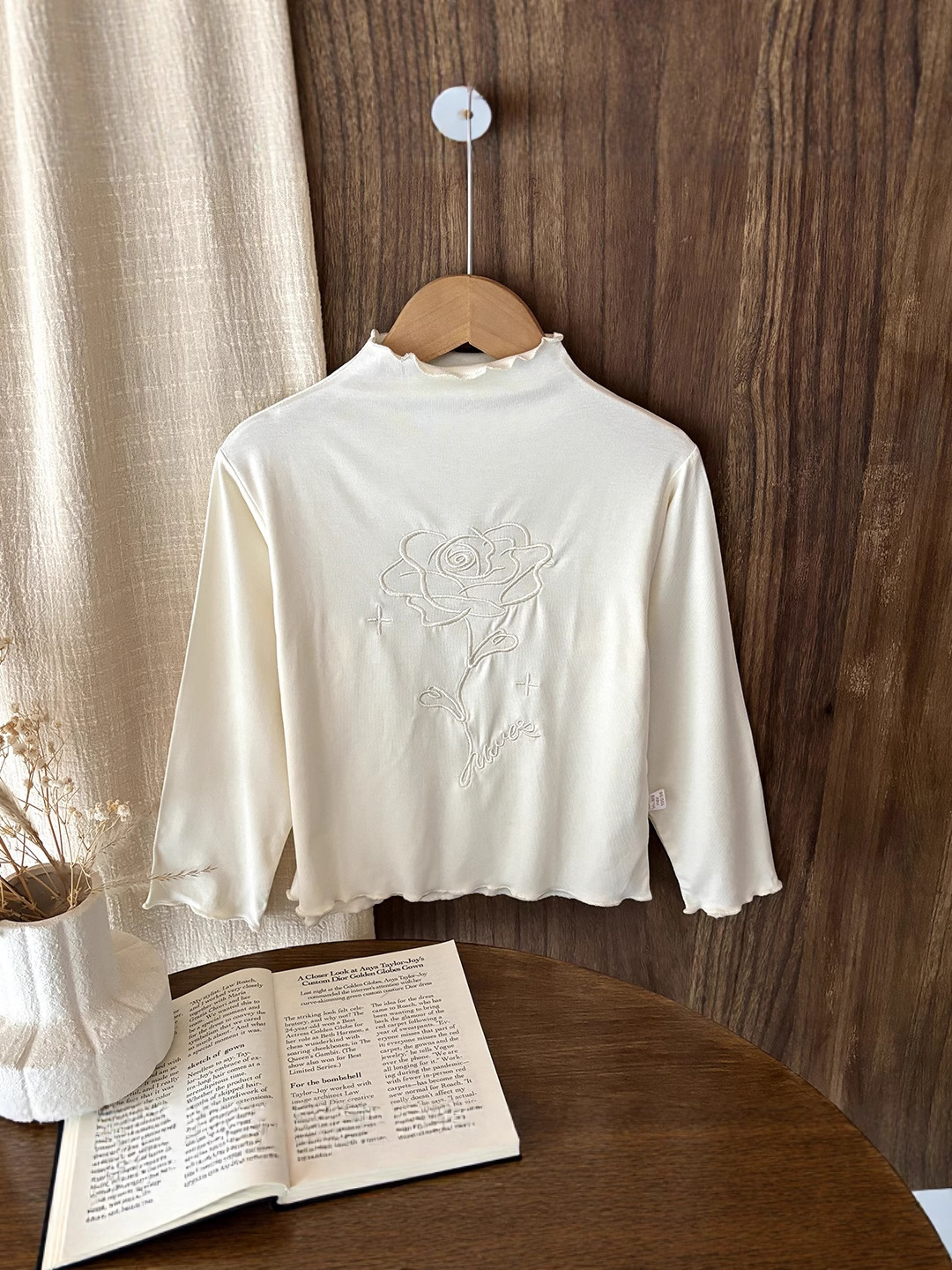 Camiseta de niñas camiseta de manga larga camiseta de bebé camiseta de manga larga camiseta de moda delgada camiseta de manga larga caliente