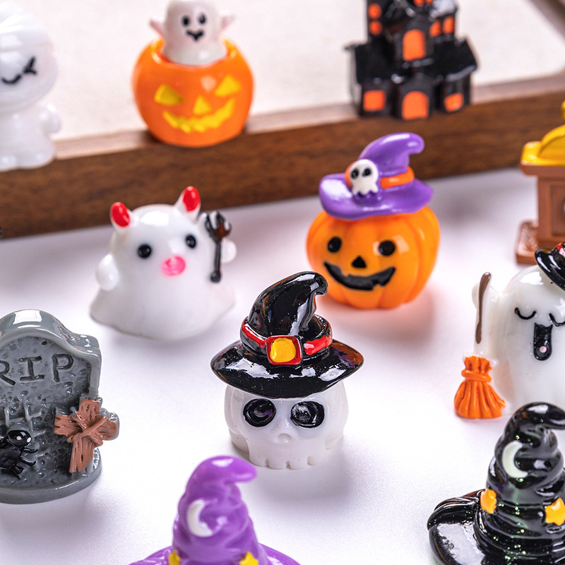 New three-dimensional Halloween ornaments ghost skull pumpkin diy simulation pumpkin Halloween accessories cross-border