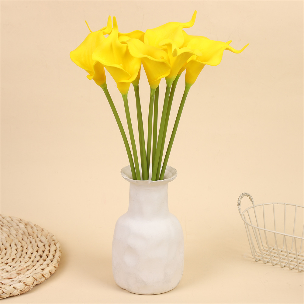 Ramo de lirios calla artificiales para decoración de hogar y boda_voghion.com