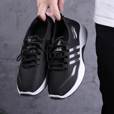 2023 Новая Мужская обувь Four Seasons Повседневная Удобная универсальная обувь Летающая тканая супер дышащая мужская универсальная модная обувь для мужчин